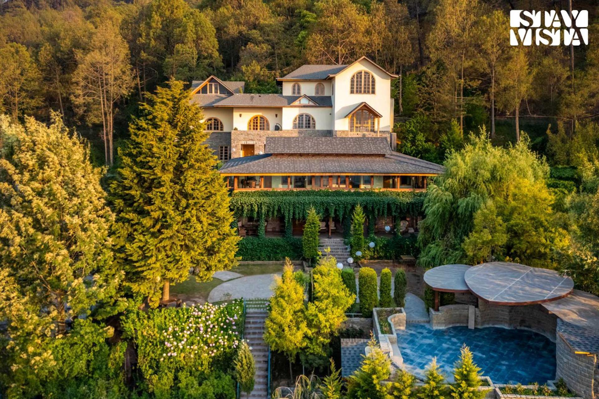 Stayvista At Sylvana Villas With Lawn, Bbq And Jacuzzi Kasauli Buitenkant foto