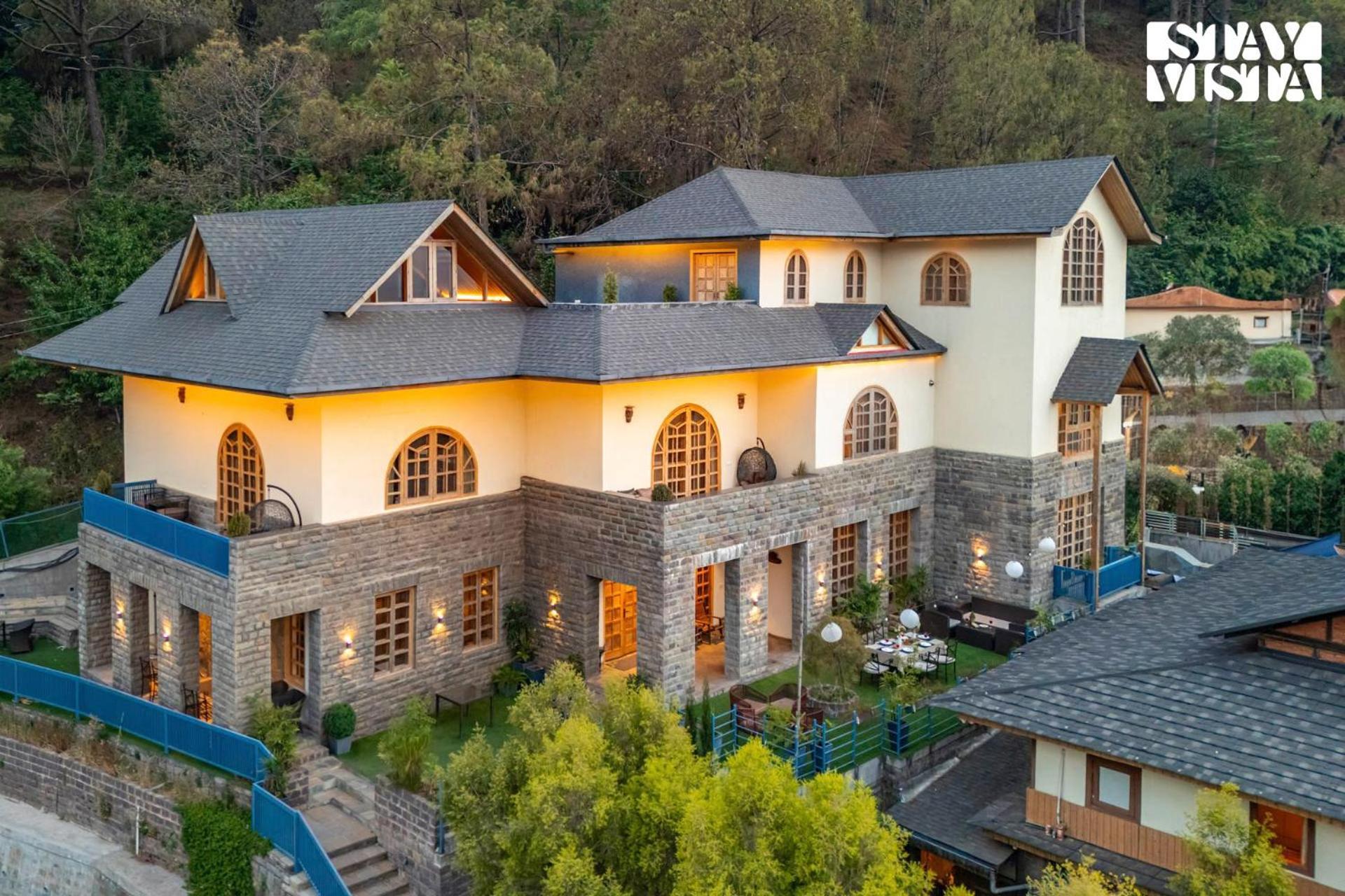 Stayvista At Sylvana Villas With Lawn, Bbq And Jacuzzi Kasauli Buitenkant foto